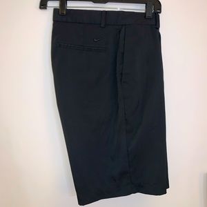 Men’s Nike Golf shorts in Black, never worn.